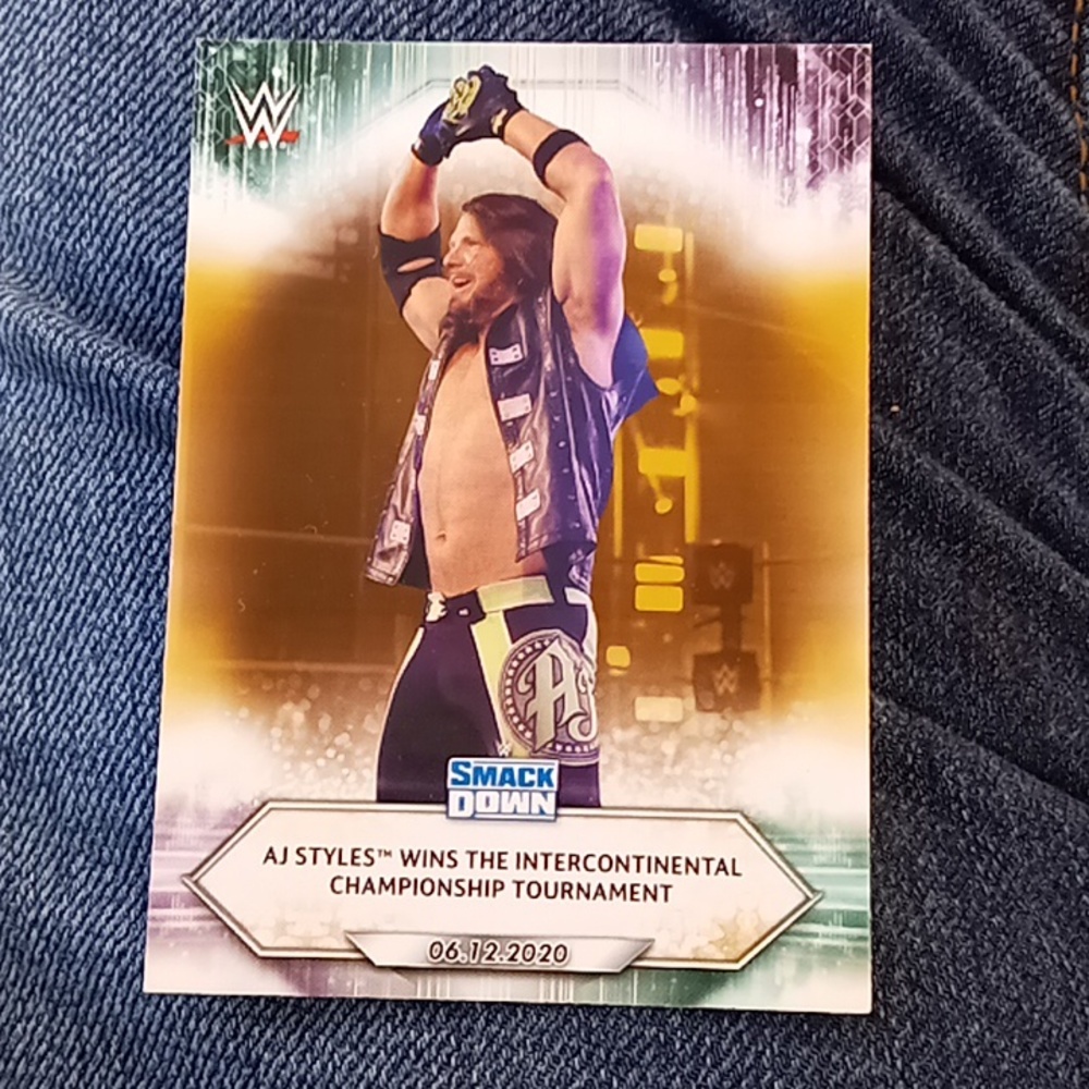 21' TOPPS WWE orange AJ STYLES